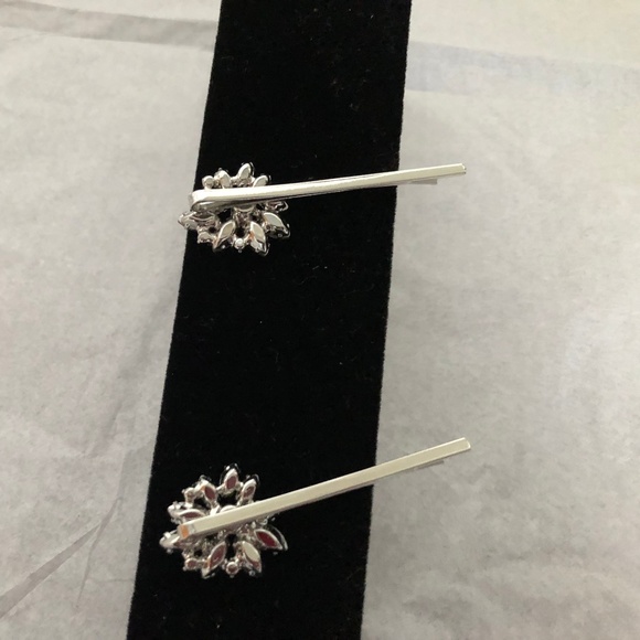 Ann Taylor two hair barrettes marquis & round cut main image 6